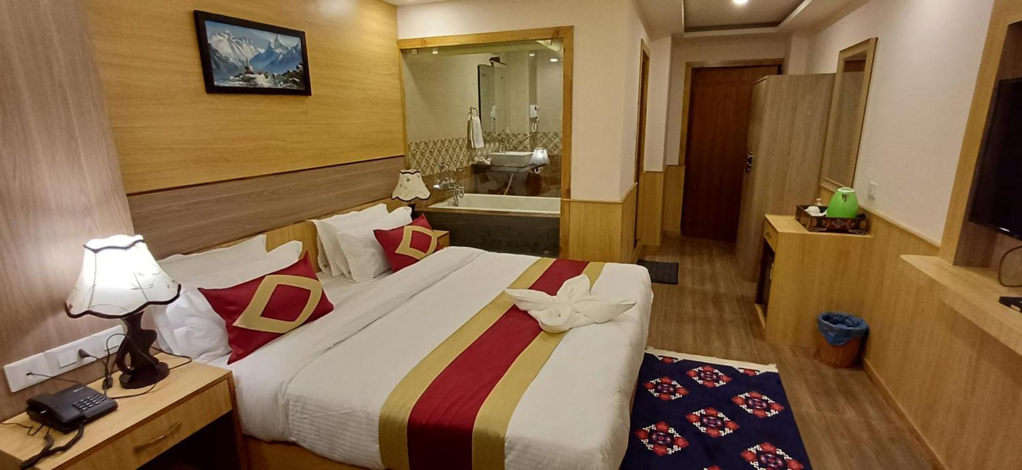 Hotel Yakroo Manang Kathmandu Ngoại thất bức ảnh