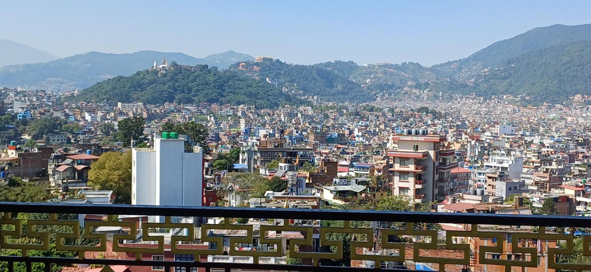 Hotel Yakroo Manang Kathmandu Ngoại thất bức ảnh