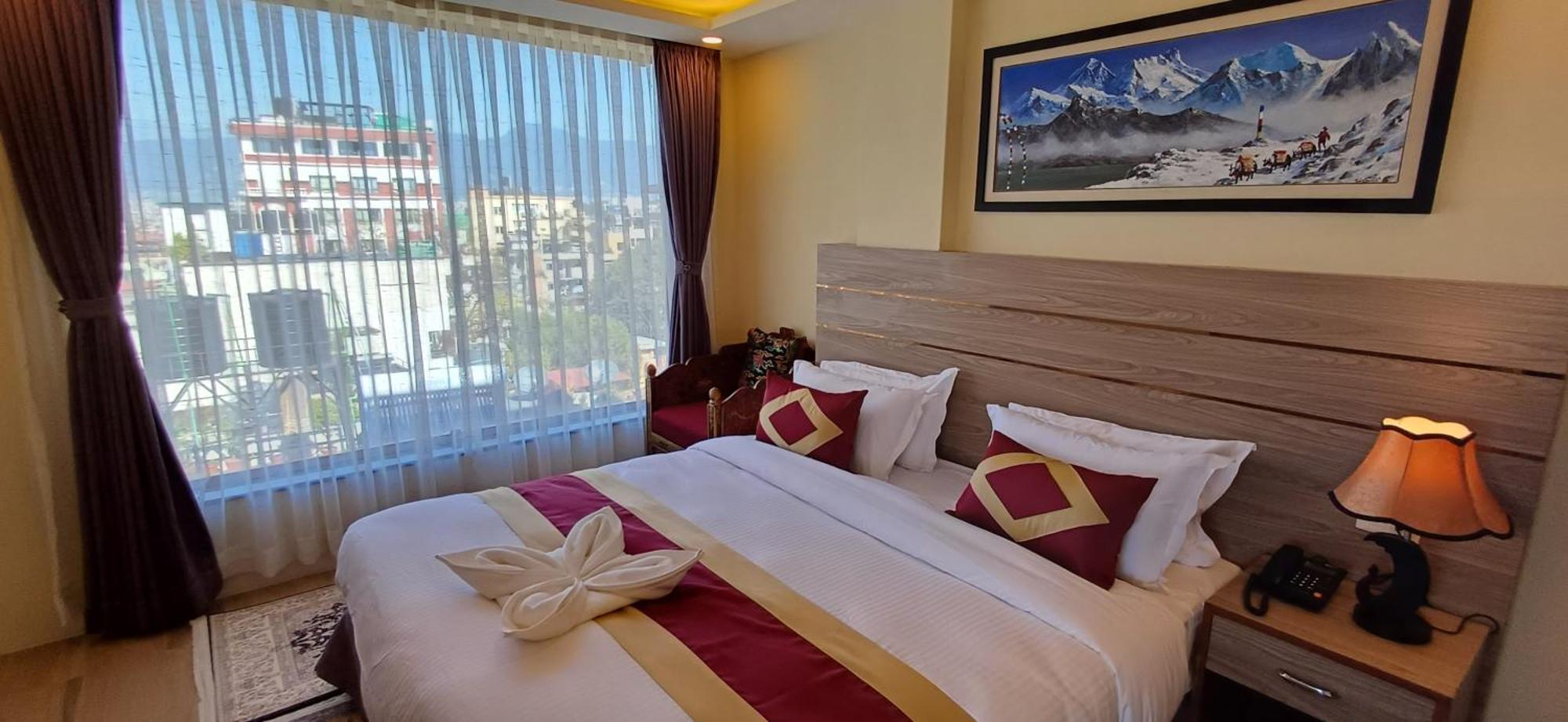 Hotel Yakroo Manang Kathmandu Ngoại thất bức ảnh
