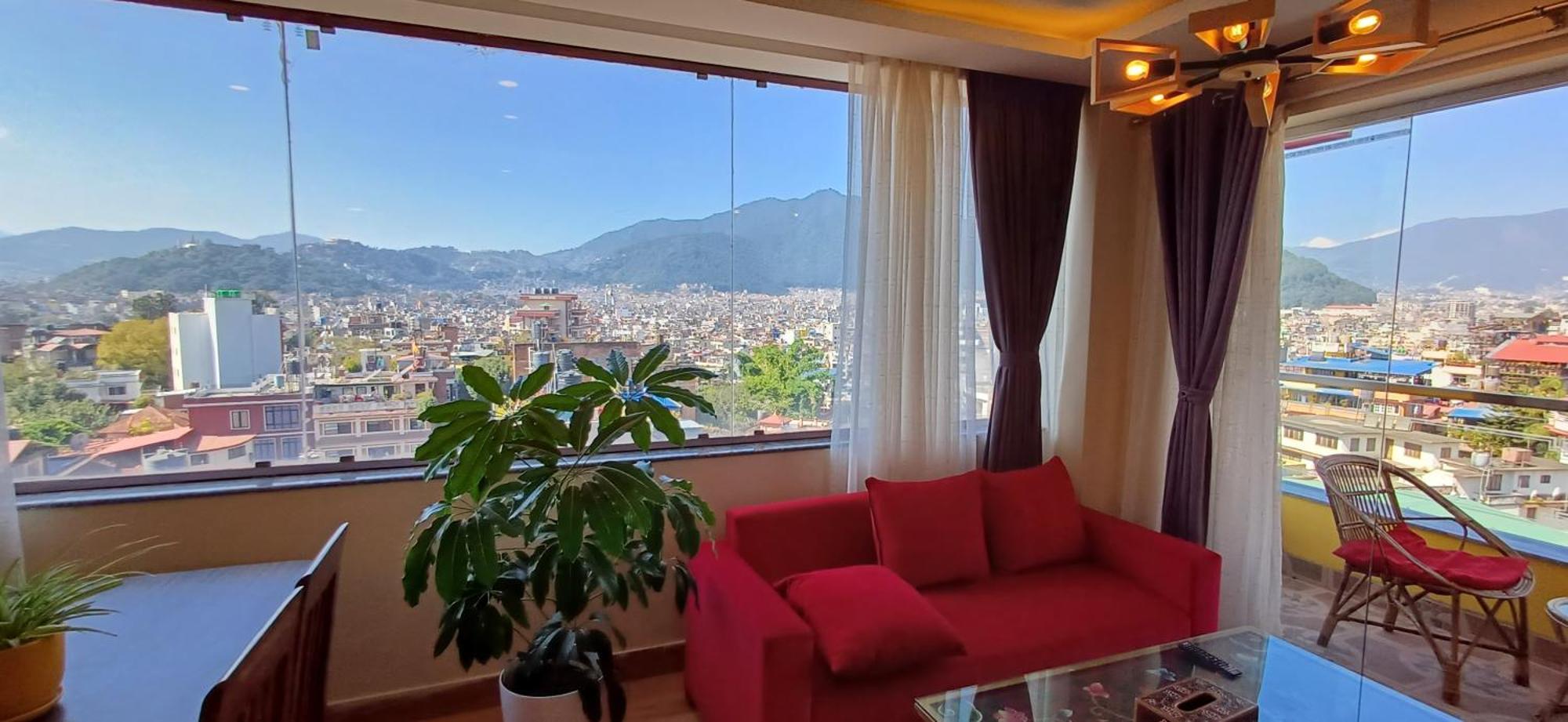 Hotel Yakroo Manang Kathmandu Ngoại thất bức ảnh
