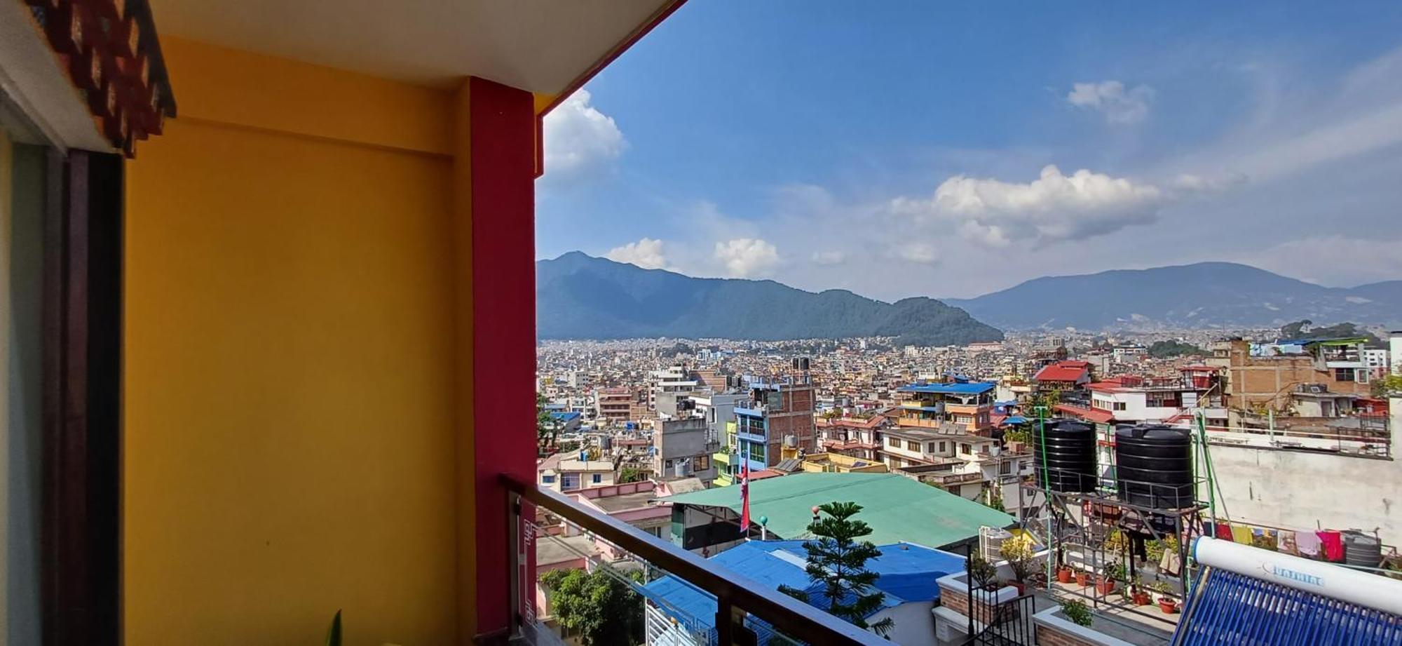 Hotel Yakroo Manang Kathmandu Ngoại thất bức ảnh
