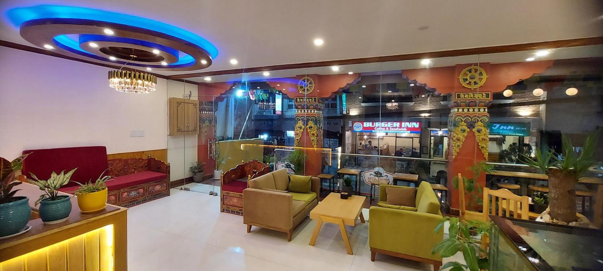 Hotel Yakroo Manang Kathmandu Ngoại thất bức ảnh