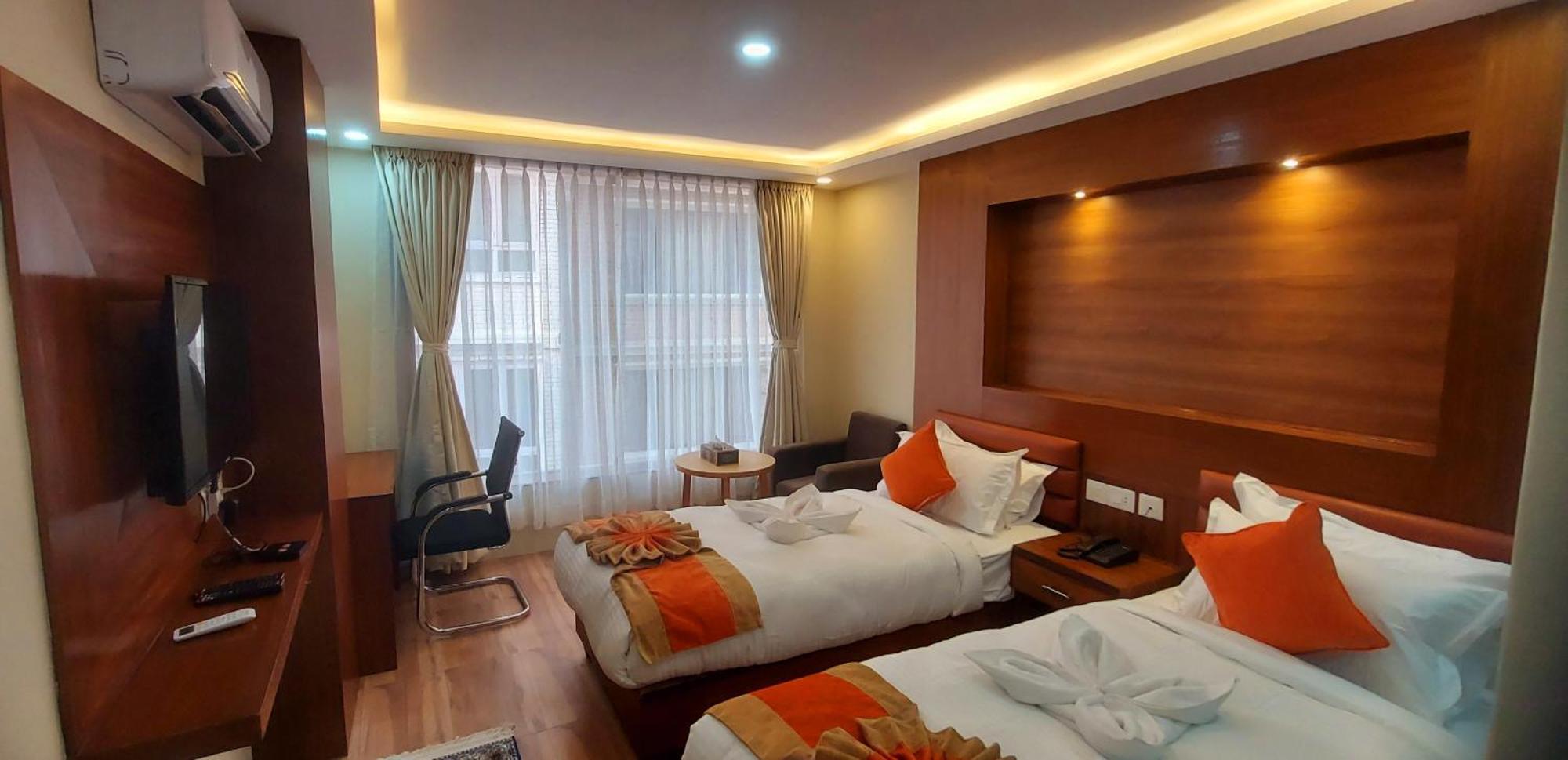 Hotel Yakroo Manang Kathmandu Ngoại thất bức ảnh