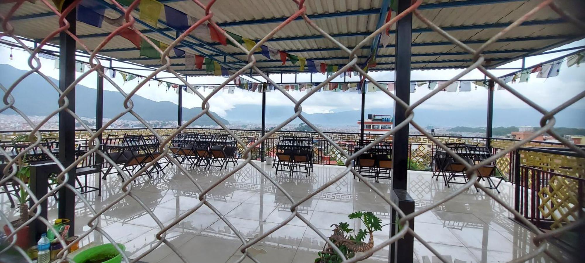 Hotel Yakroo Manang Kathmandu Ngoại thất bức ảnh